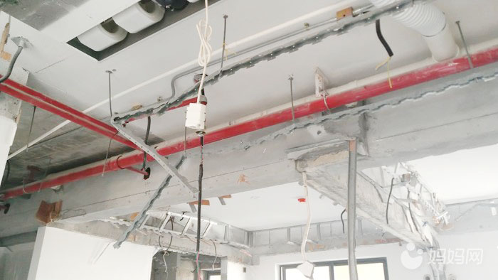 装修不小心打了承重墙怎么处理,不小心把承重墙敲了怎么办