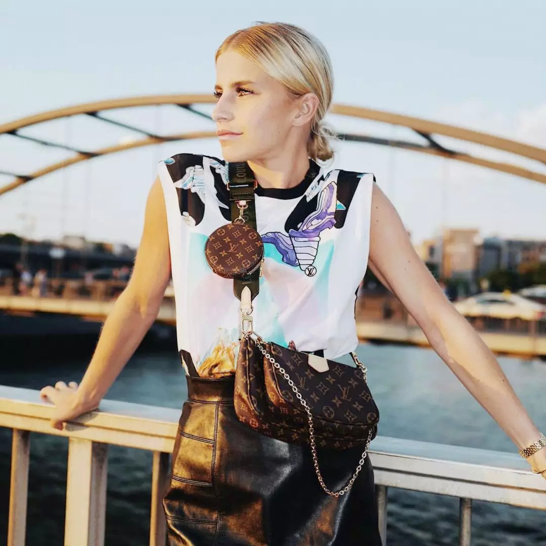 买一送一的背包,买一送一背法