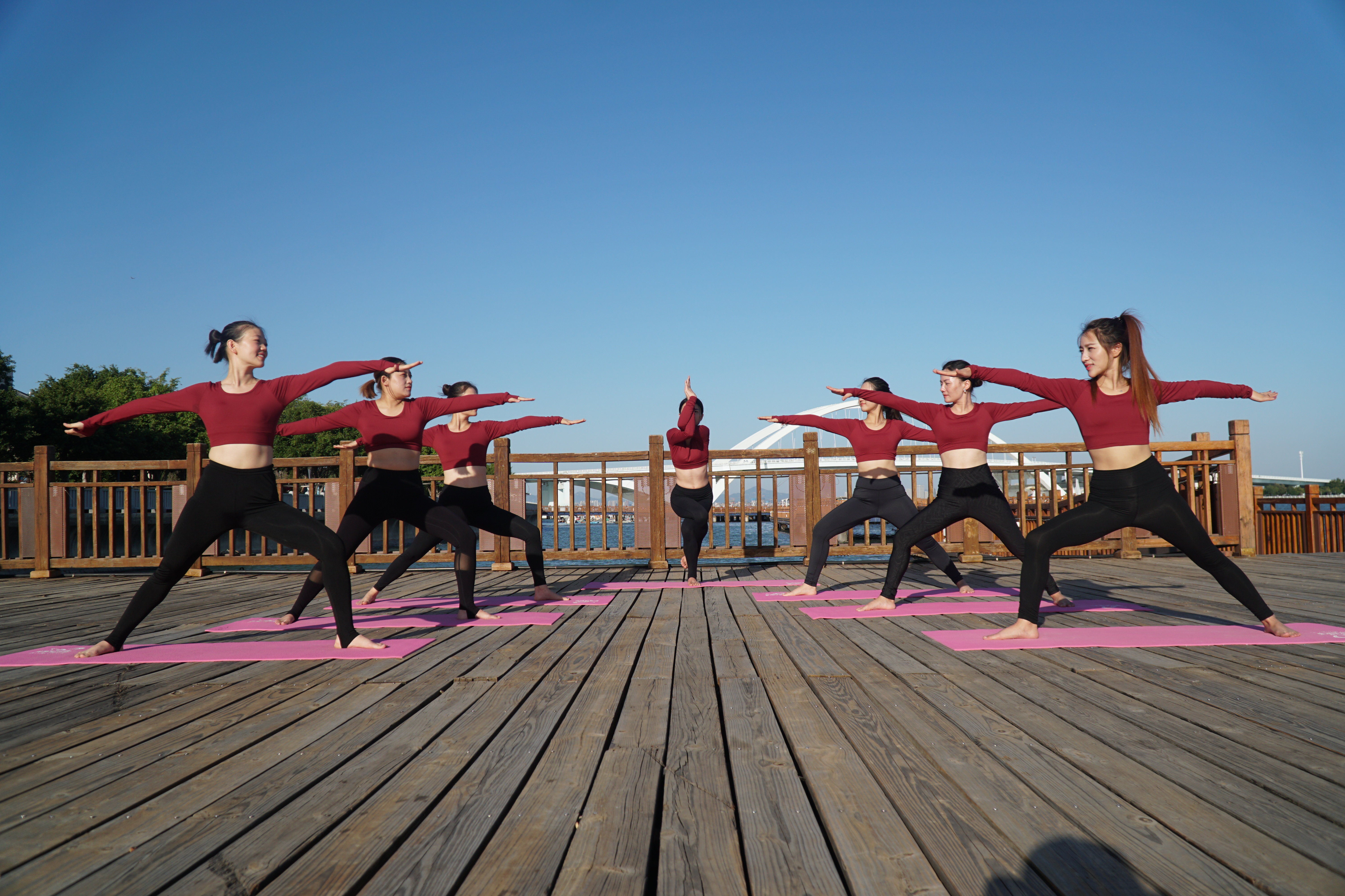 瑜伽每次都是进步的开始,瑜伽对我们而言成了一种修行方式