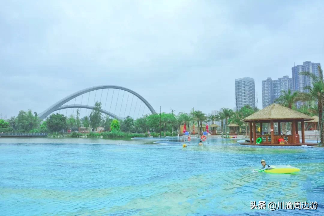 马尔代夫主题游游泳池,四川无边际泳池多少钱