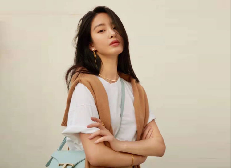 白t恤怎么搭才好看,白T恤怎么穿搭