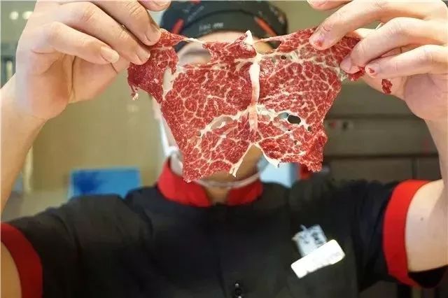 既然年终聚餐躲不掉，那就盘它啊！