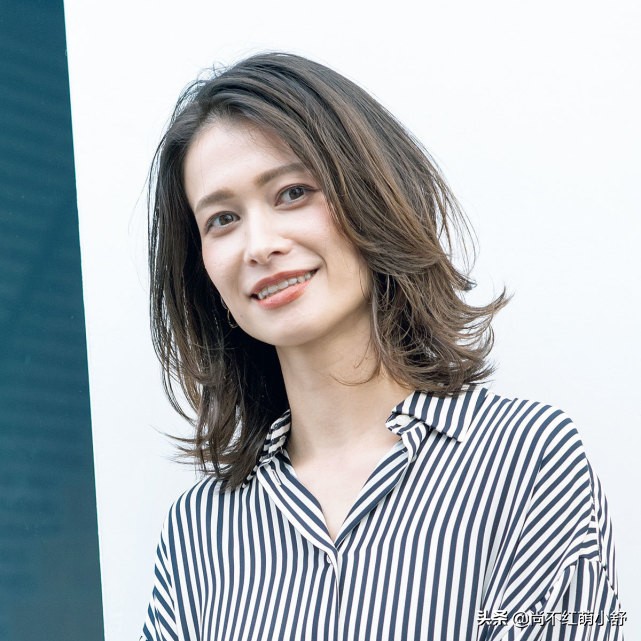 中长短发可扎可披肩发大圆脸方脸,40岁减龄显气质短发免打理