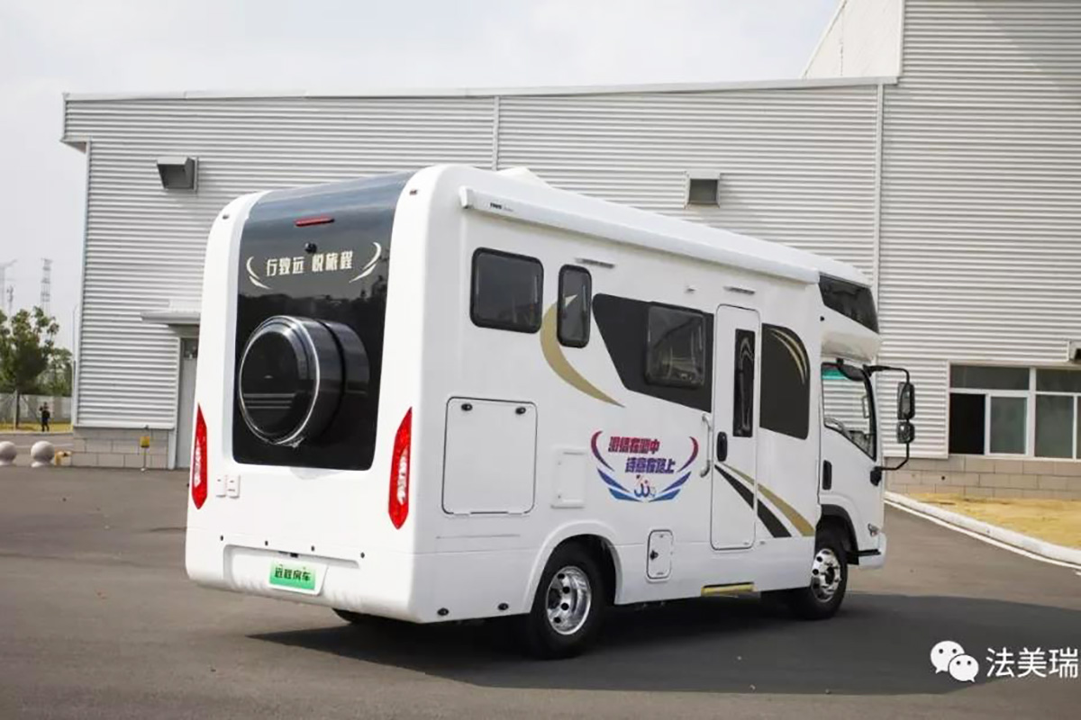 20万左右轻卡房车和c型房车,房车推荐15万到20万c型新能源房车