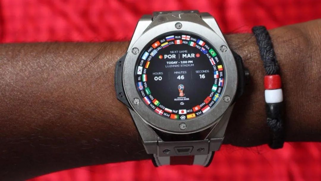 会表白的广告牌、云加油，细数球场黑科技