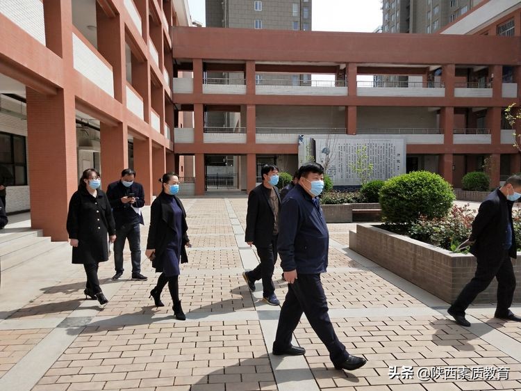 春暖花开喜迎开学,春暖花开之时迎接开学季