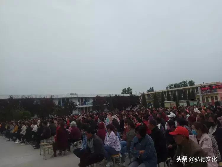 家教春风来,巡讲正当时