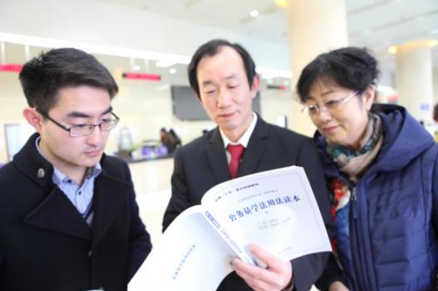 小县城公务员生活水平,乡镇公务员的真实生活全部