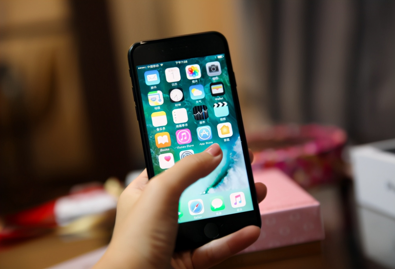 iphone闹钟闪退,iphone闹钟稍后提醒会一直持续吗