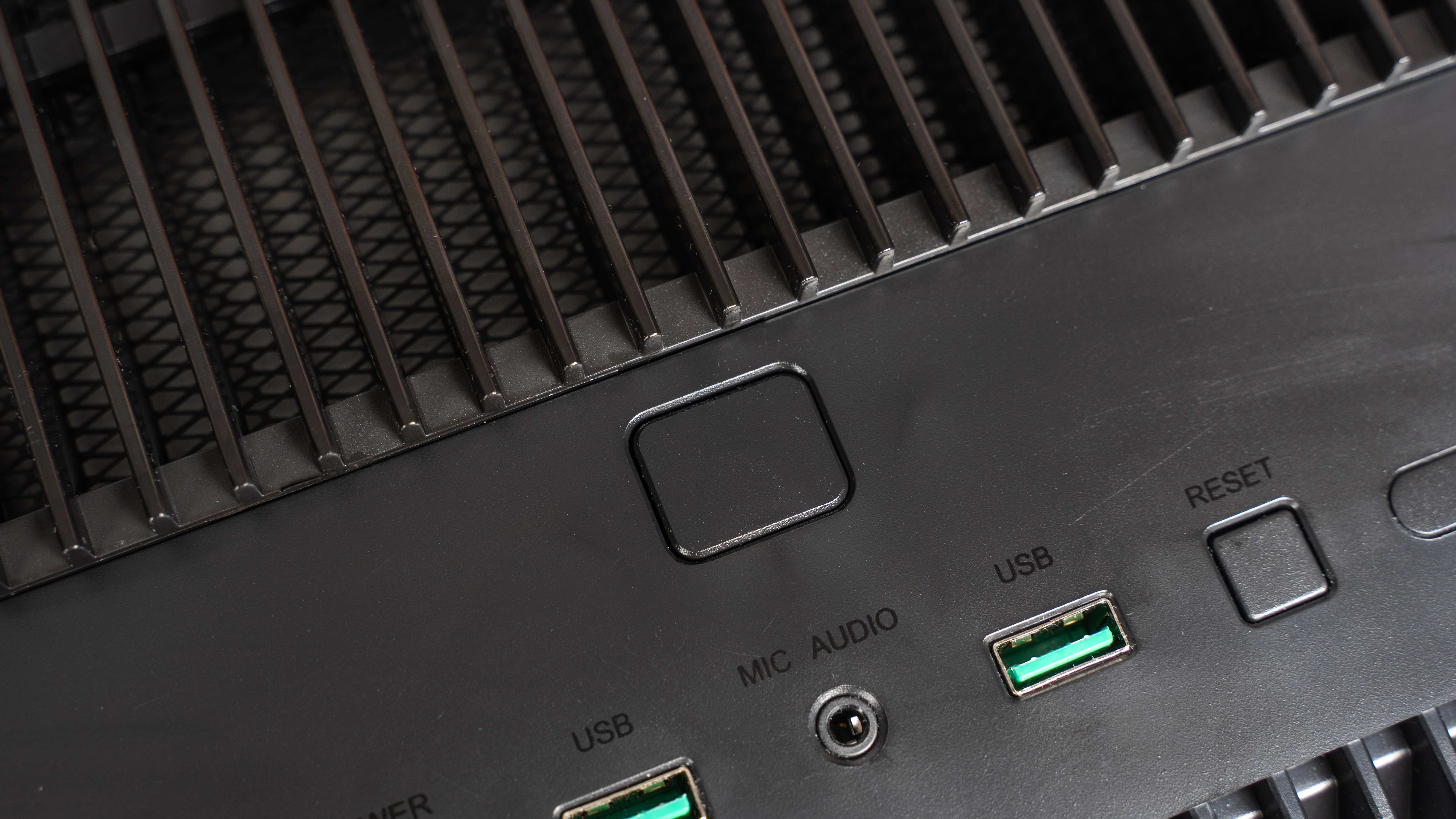 无显卡主机可以装显卡吗,无显卡主机自己怎么装显卡