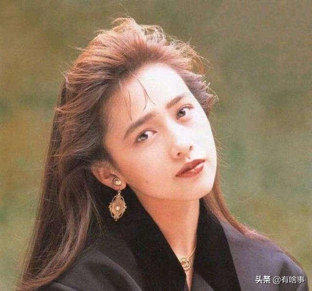 日本昭和时代十大女明星,日本十大女神级女星昭和