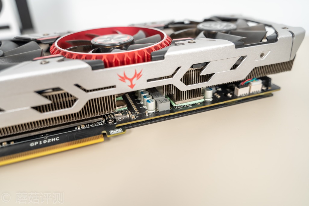 gtx1080ti,七彩虹1080ti和影驰1080ti大将