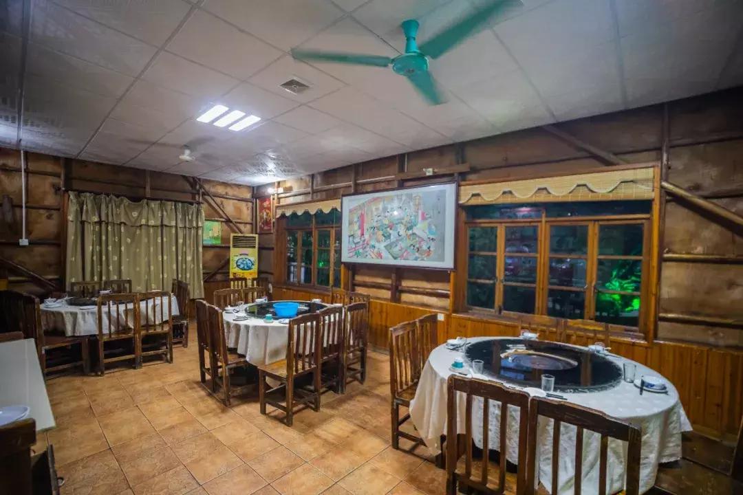 浣涘北鏈夐棿浜烘皵鐖嗘鍐滃簞,浣涘北閲戠墝鍐滃簞