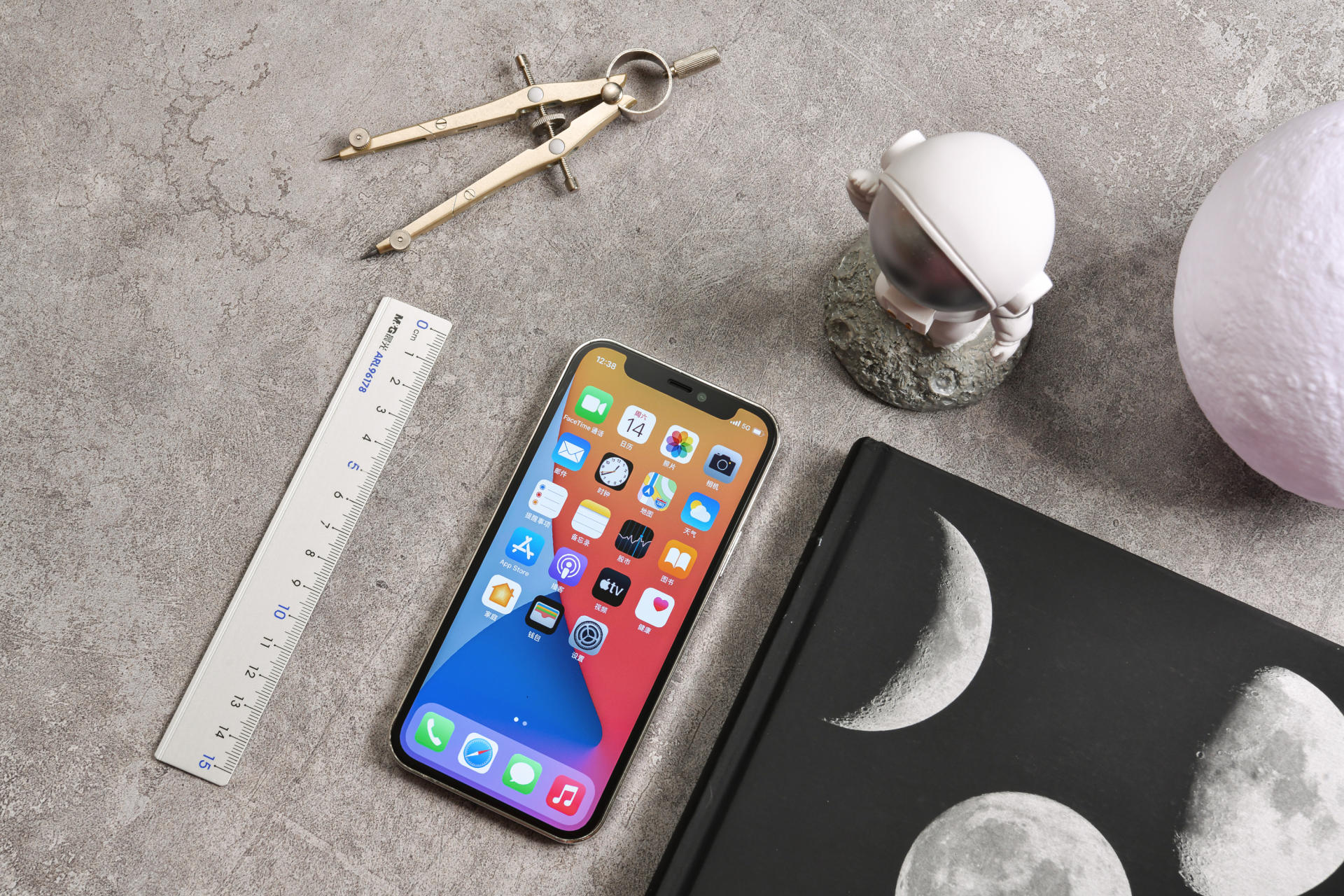 贵的钢化膜和便宜的有区别吗,手机钢化膜贵的和便宜的区别