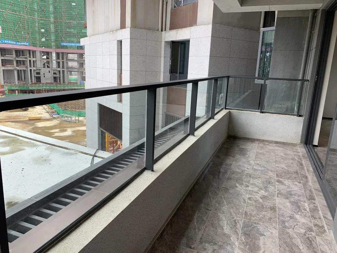 成都东安新城，一场豪赌的盛宴