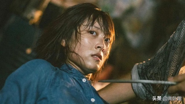 《蛇王岛》上映，巨蟒现世灾难降临，人心比怪兽更可怕