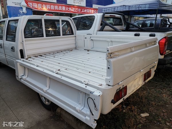 福田小货郎皮卡,福田小货郎皮卡和长安神骐f30对比