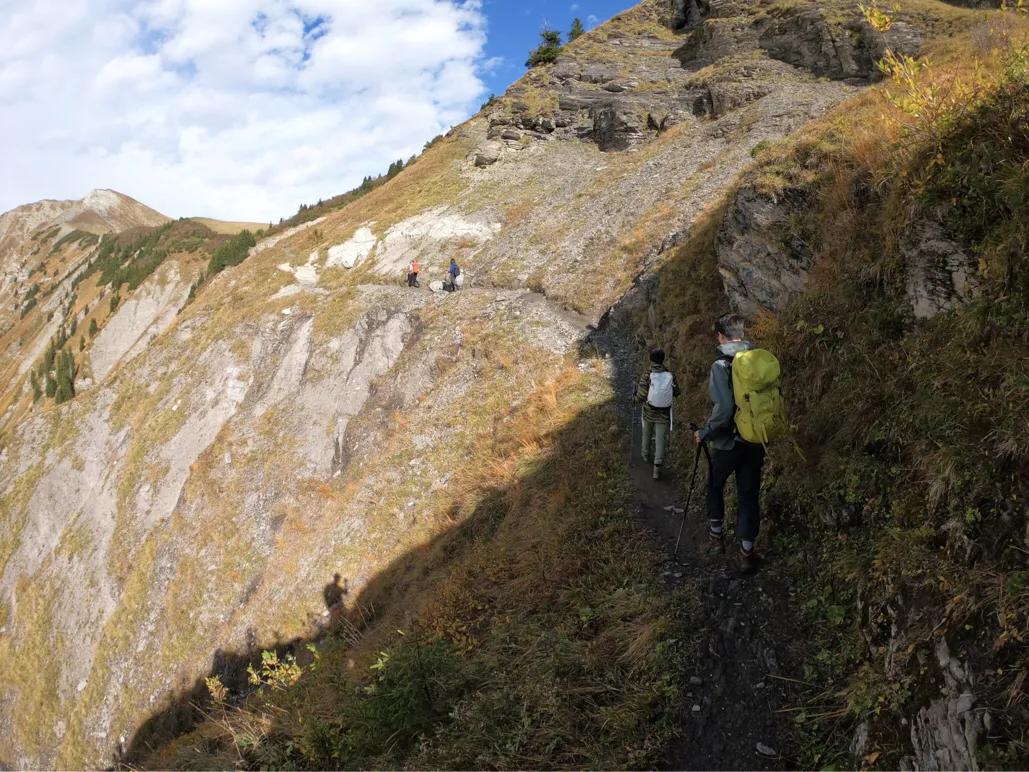 瑞士少女峰旅游详细攻略,四姑娘山徒步路线免费推荐