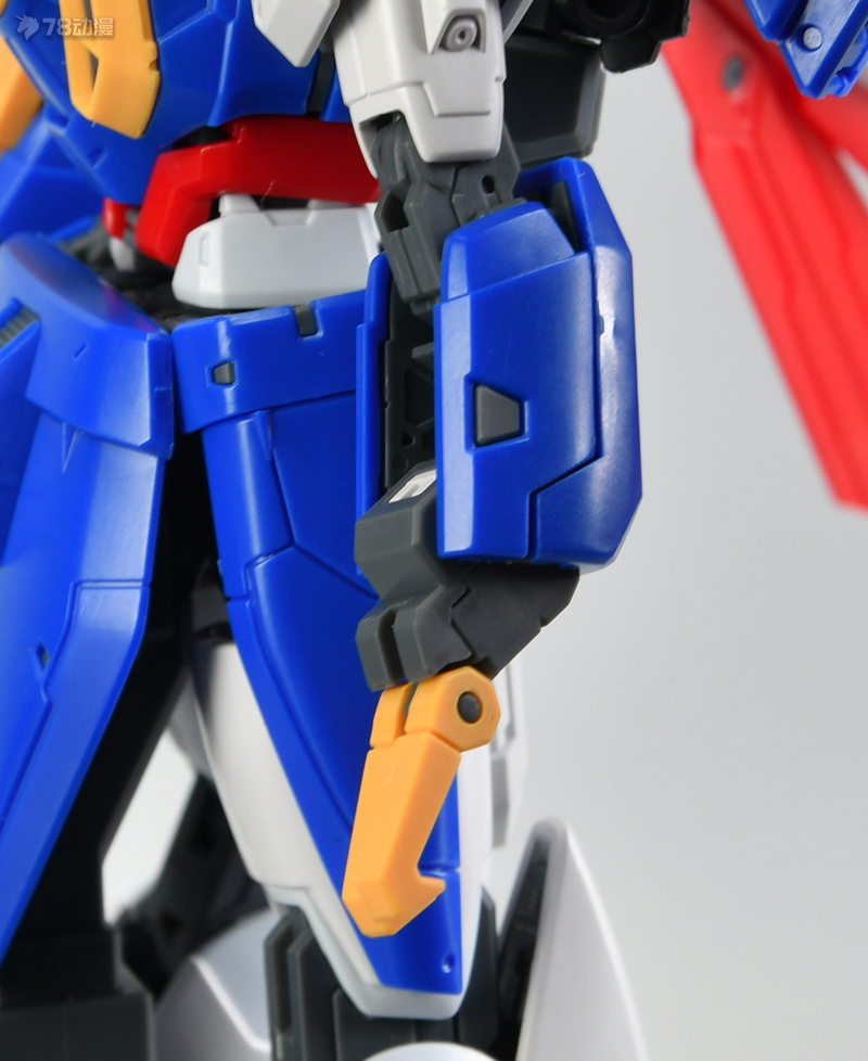 万代高达rgrx78-2,万代rg飞翼零式高达