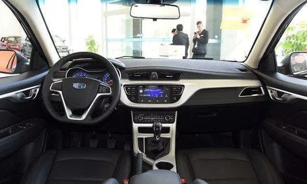 首付最低最有面子的车,年轻人首付5万买什么车月供2000