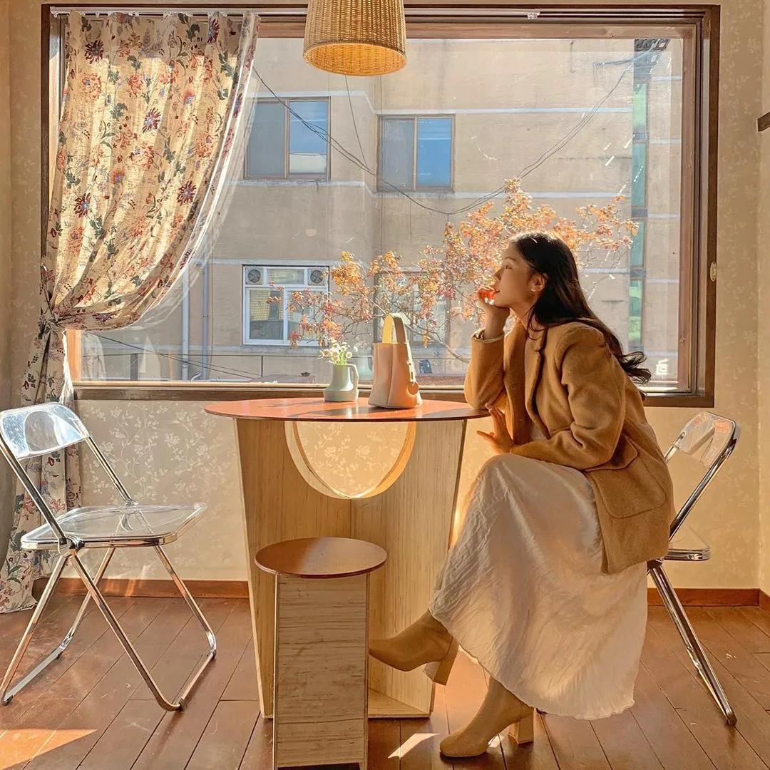 ins最火的欧美博主高级穿搭,ins很火的韩国穿搭博主