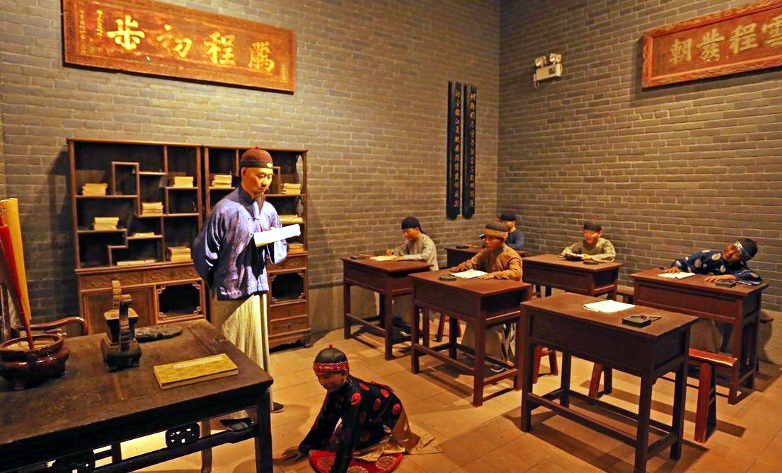 “师父”是“师父”，“师傅”是“师傅”，不是一回事，别用错了