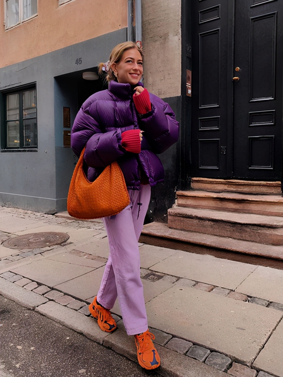 特别臃肿的羽绒服怎么穿搭,一穿羽绒服就很丑