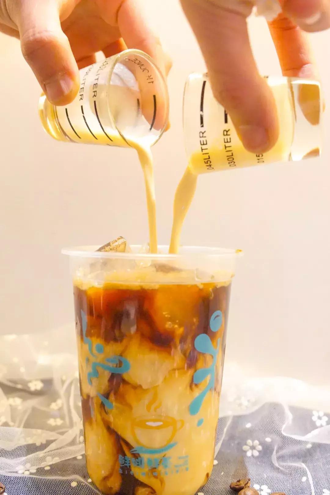 拥有台式小清新的茶饮咖啡结合所,很多人都点这杯……