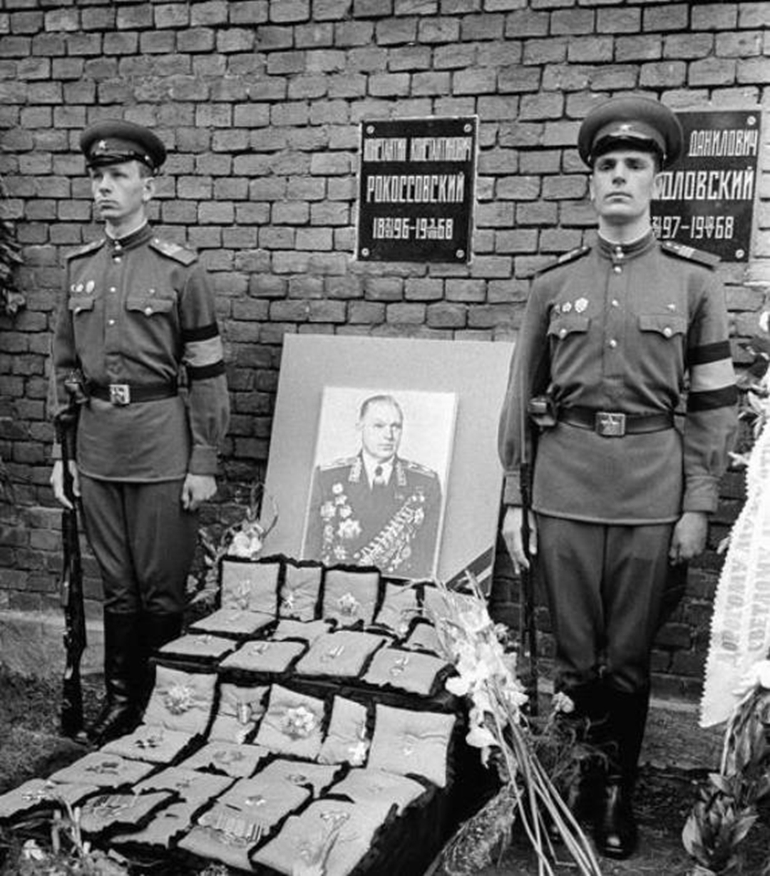 閫嗗涓殑缃楃绱㈠か鏂熀,閫嗗鑻遍泟缃楃绱㈠か鏂熀