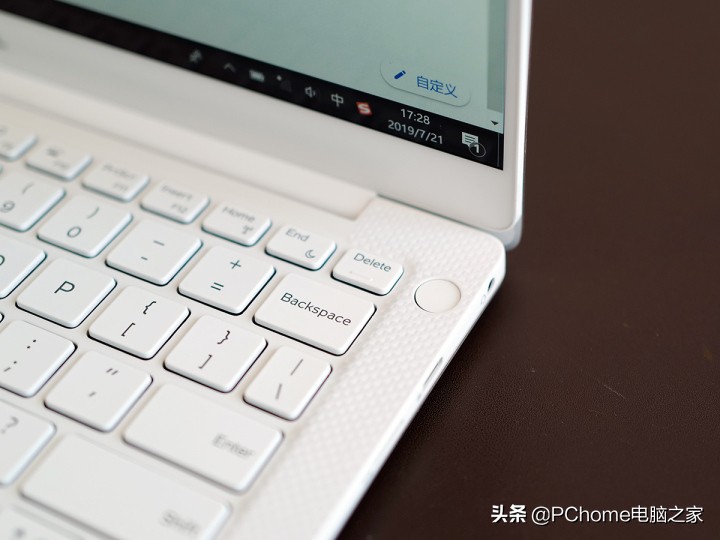 戴尔xps13全面展现大师级升维美学,戴尔xps13性能最强办公用笔记本