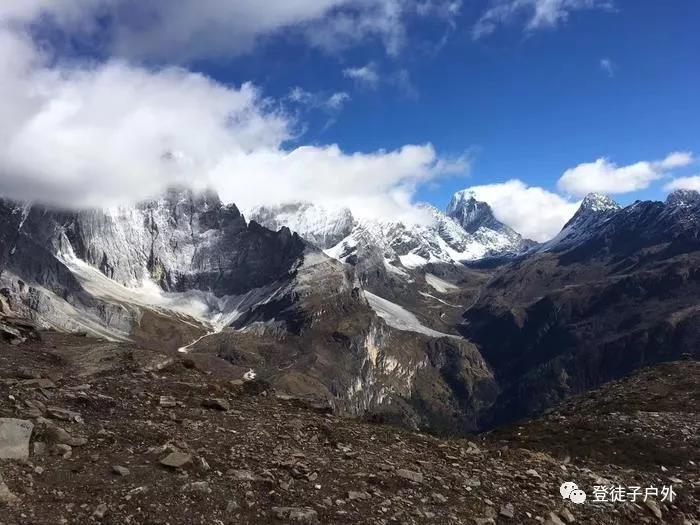稻城亚丁游记完整版,稻城亚丁游记1000字