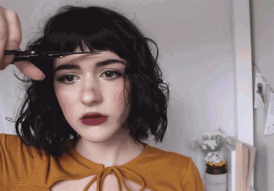 自己剪八字刘海教程学生简单,如何剪法式刘海教程学生