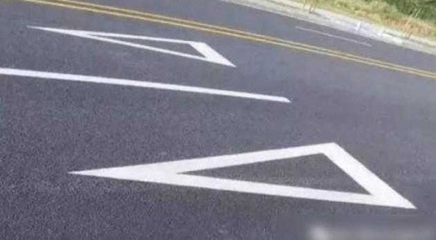 交通安全不容易区分的标线,开车上路必须知道的交规