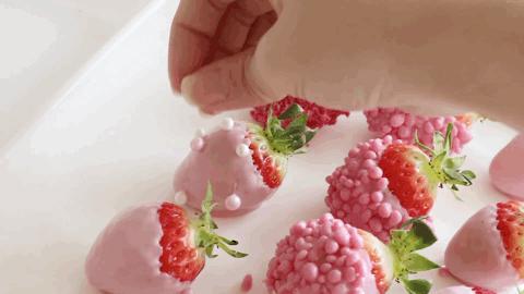 手工巧克力情人节礼物教程,巧克力糖葫芦草莓情人节