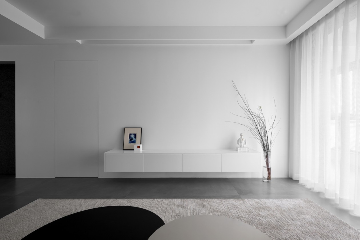 HOUSE无需刻意去做手法,我只是将本来心中所想的表达出来