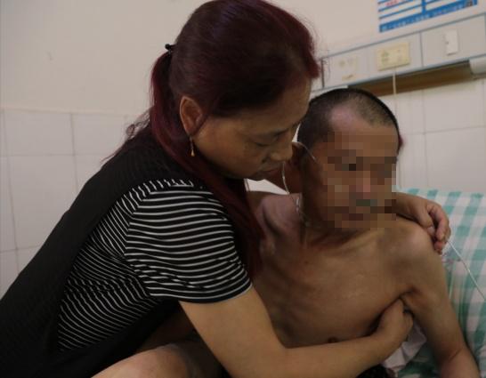 为尘肺病患者撑起一片蓝天,尘肺病患者的工作环境