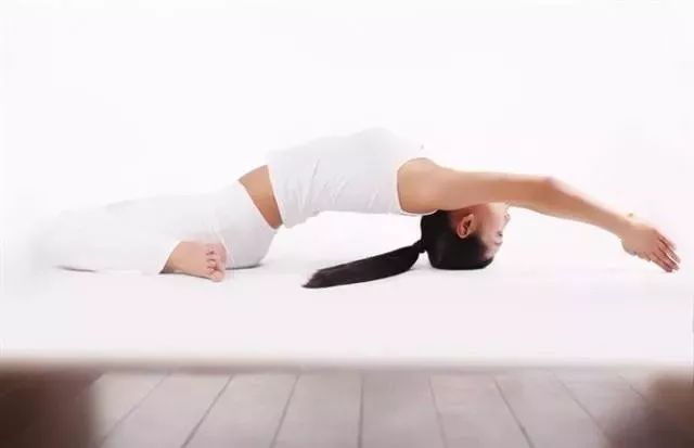 瑜伽22个经典欣赏,瑜伽28个经典动作跟练