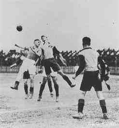 踢最臭的球,挣最多的钱,连足行健也拯救不了的今古传奇——男足