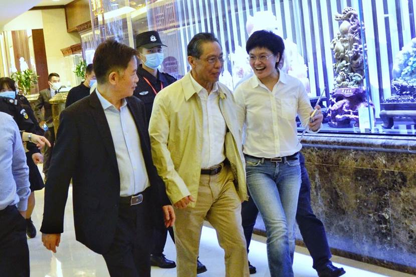 果麦新风和秒新新风哪个好,果麦新风是属于果麦文化吗