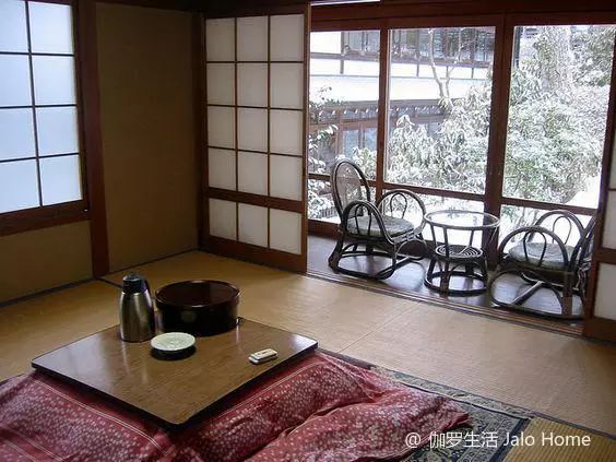 榻榻米的真实感受,年轻人对你一无所知