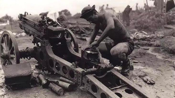 二战最轻的75毫米火炮,二战美制m1式155榴弹炮是哪年的