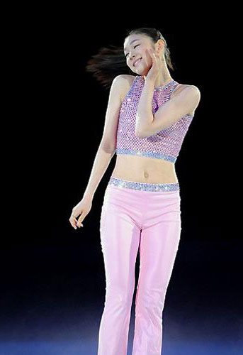 韩国金妍儿花滑特别唯美,花滑金妍儿阿里郎表演