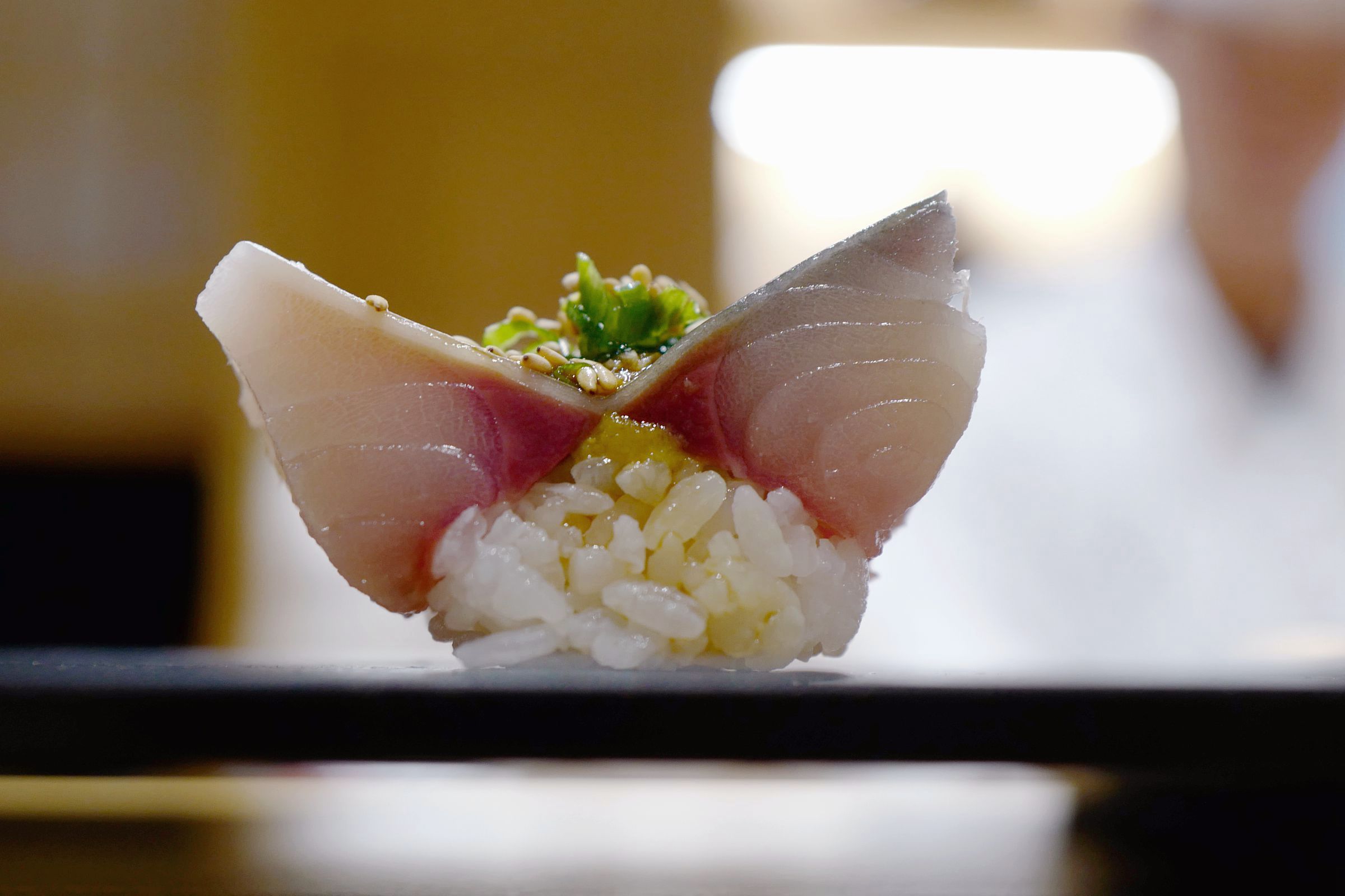 发现一家很好吃的寿司店,一家寿司店