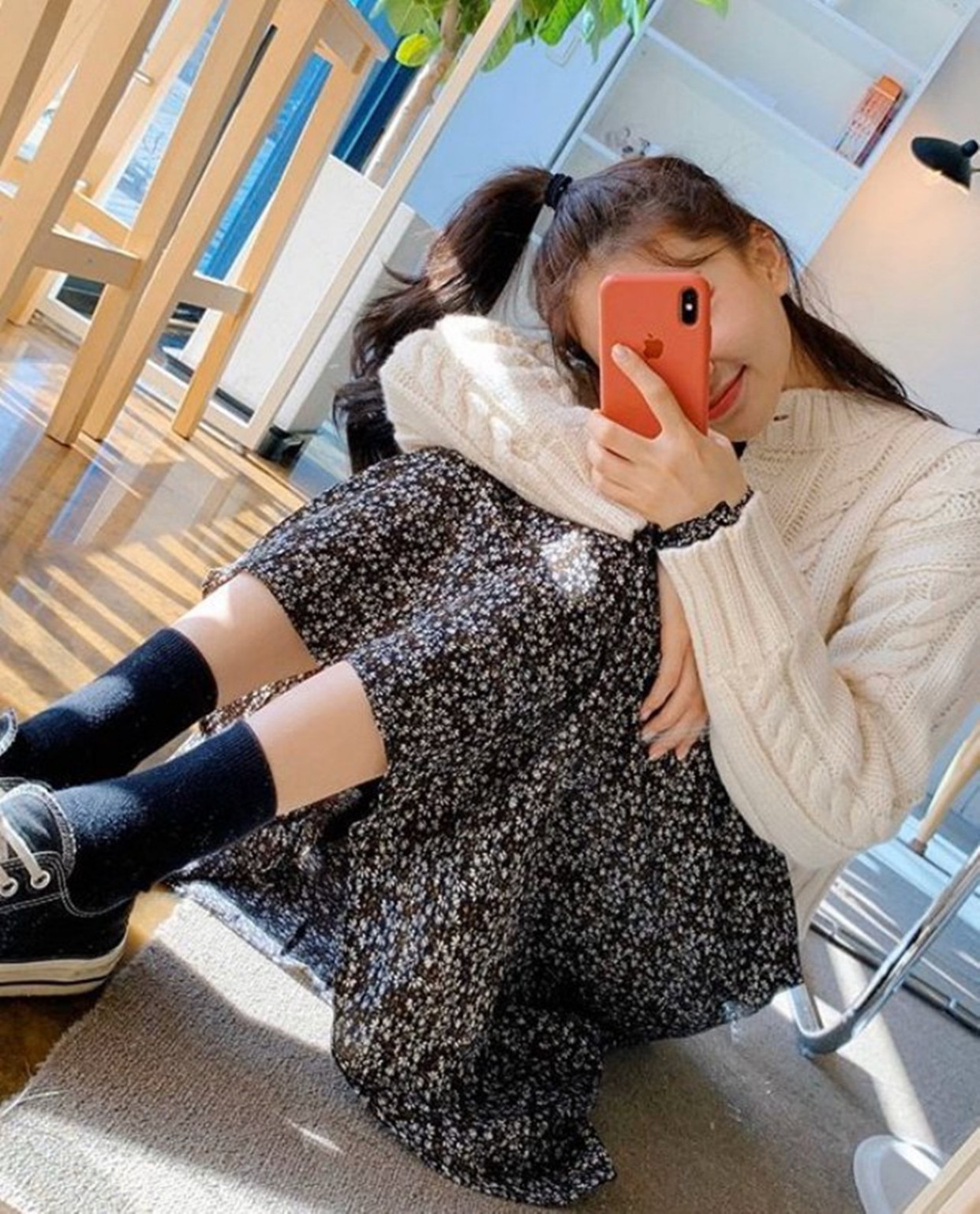 范智乔格子裙,范智乔碎花吊带连衣裙测评