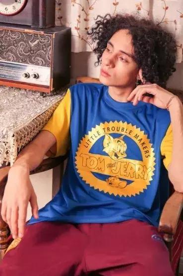 颜值不够衣品来凑高级感穿搭,颜值不够道具来凑墨镜style