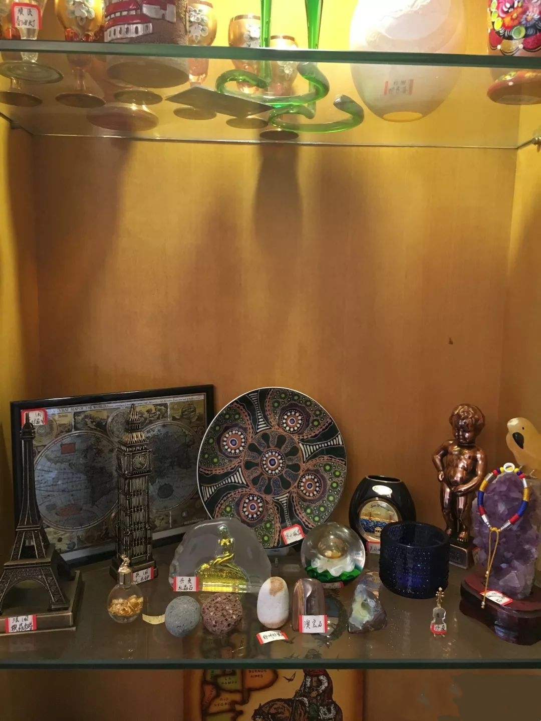 整个橱窗犹如万国博物馆——我的异国宝贝
