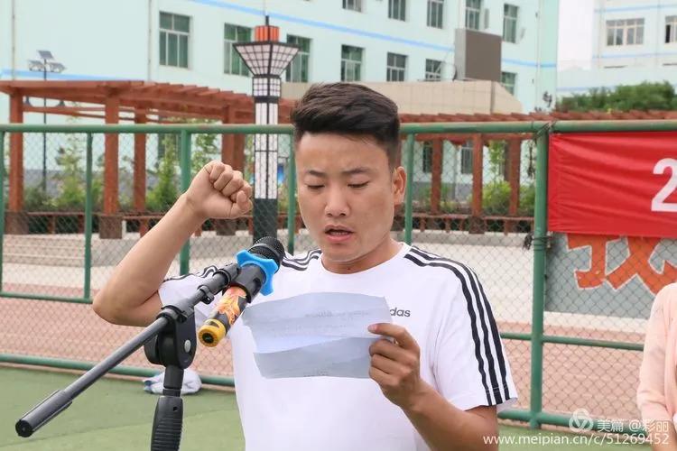 乌兰小*联学**盟第二届“校长杯”校园足球联赛开幕式