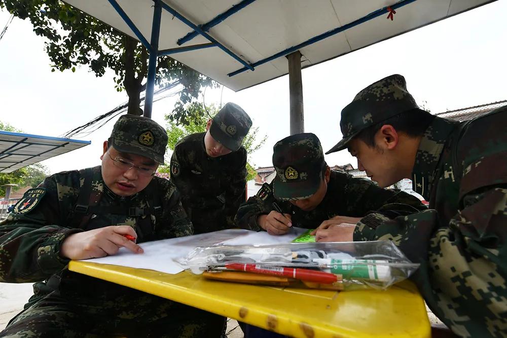 一纸、一尺、一地图，出发！