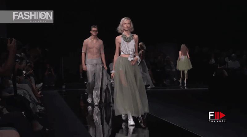 女明星红毯造型少不了它？网友：论优雅，还得是Armani的设计