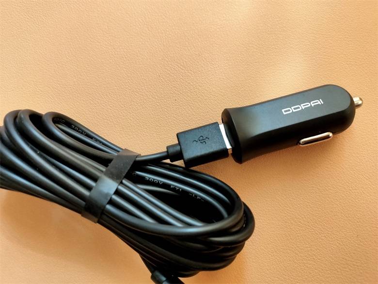 盯盯拍z40行车记录仪道路实拍视频,挂式行车记录仪盯盯拍